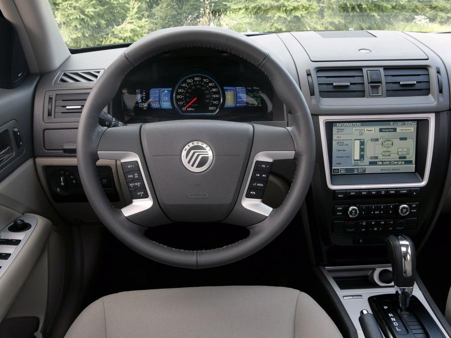 Mercury Milan Hybrid 2010 года  (фото 21 из 52)
